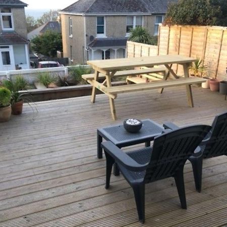 Sea Views With Large Deck One Bedroom Very Close To Beach And Town Newquay  Luaran gambar