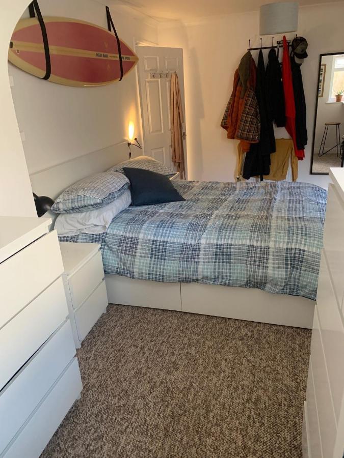 Sea Views With Large Deck One Bedroom Very Close To Beach And Town Newquay  Luaran gambar