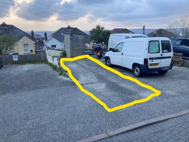 Sea Views With Large Deck One Bedroom Very Close To Beach And Town Newquay  Luaran gambar
